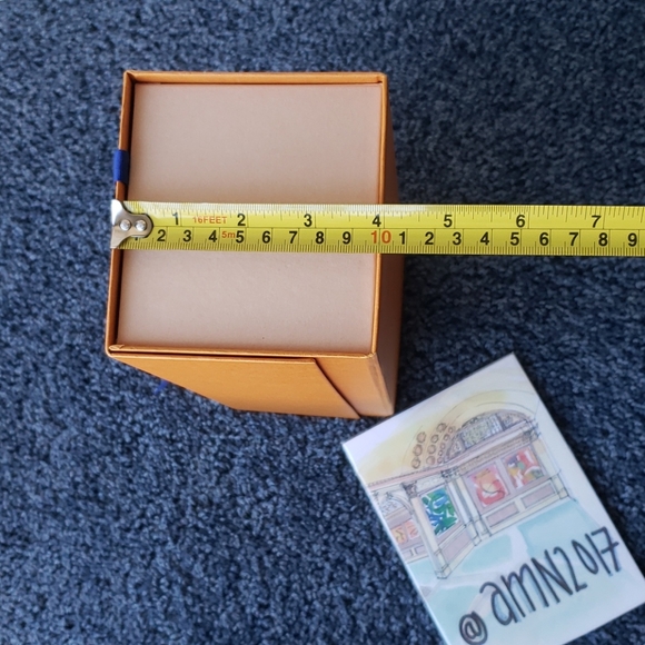 Louis Vuitton Gift Box and LV Ribbon - Picture 4 of 6